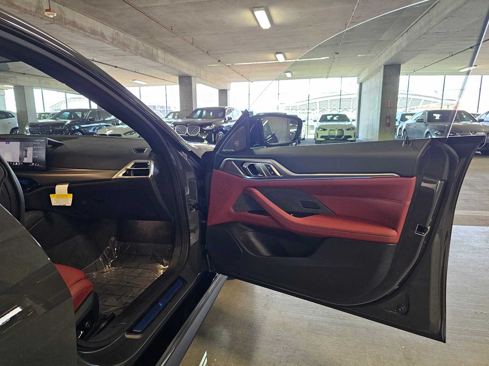 Thumbnail: 2026 BMW i4 - 31
