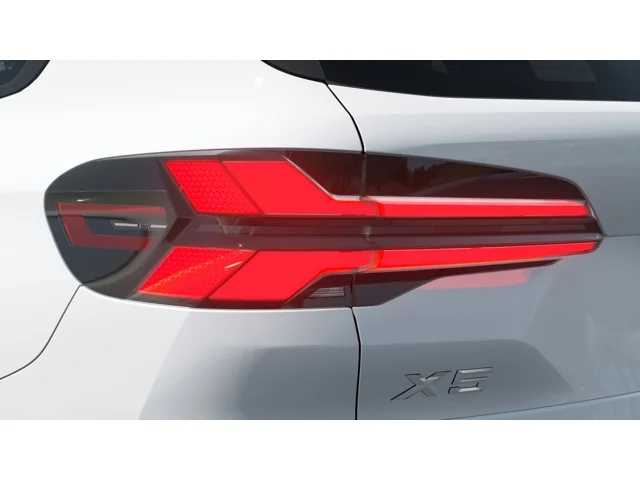 Thumbnail: 2026 BMW X5 - 8