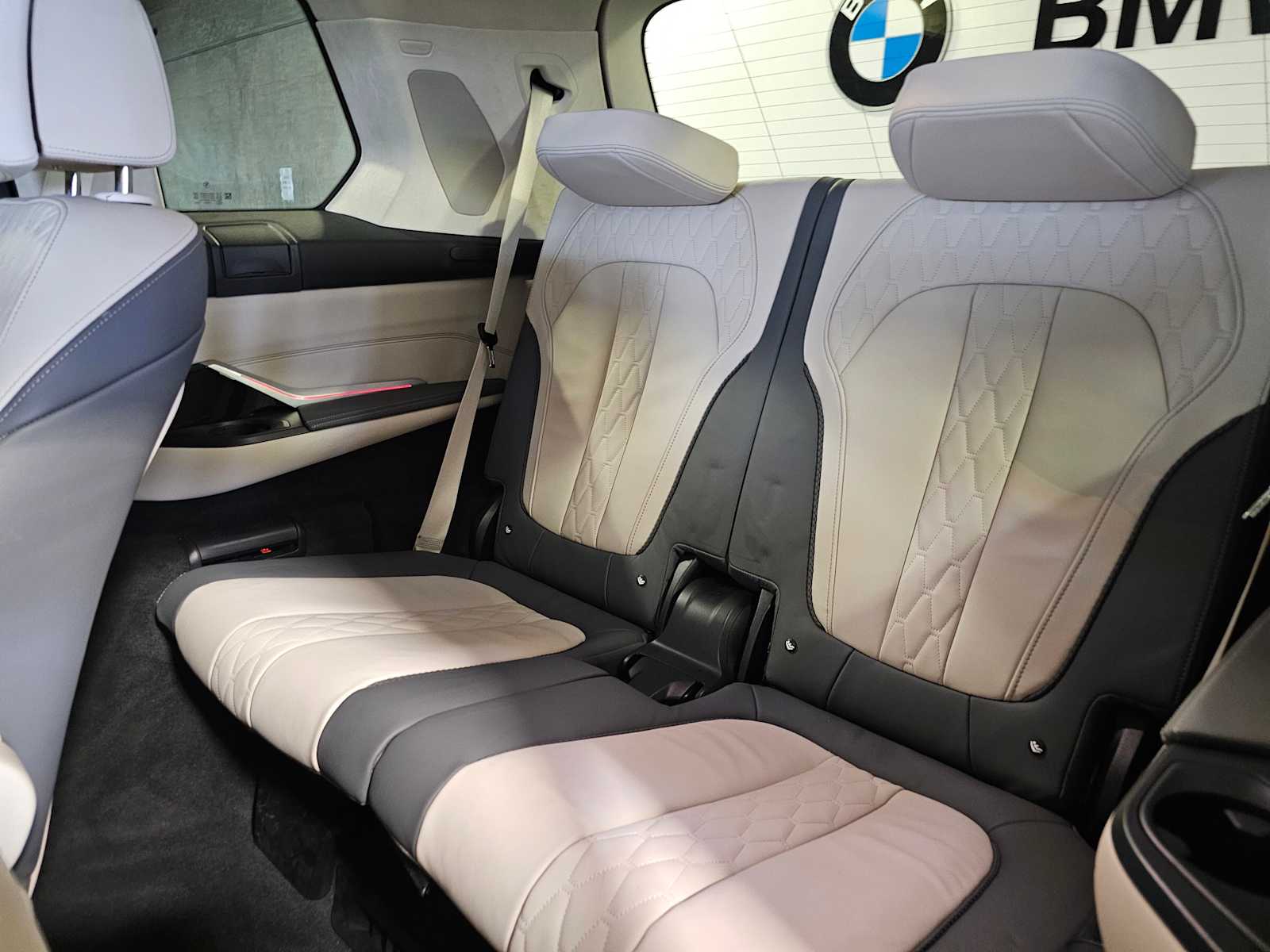 Thumbnail: 2023 BMW X7 - 38