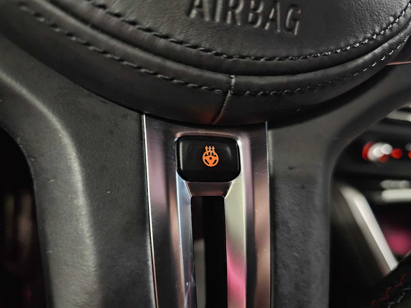 Thumbnail: 2023 BMW i4 - 20