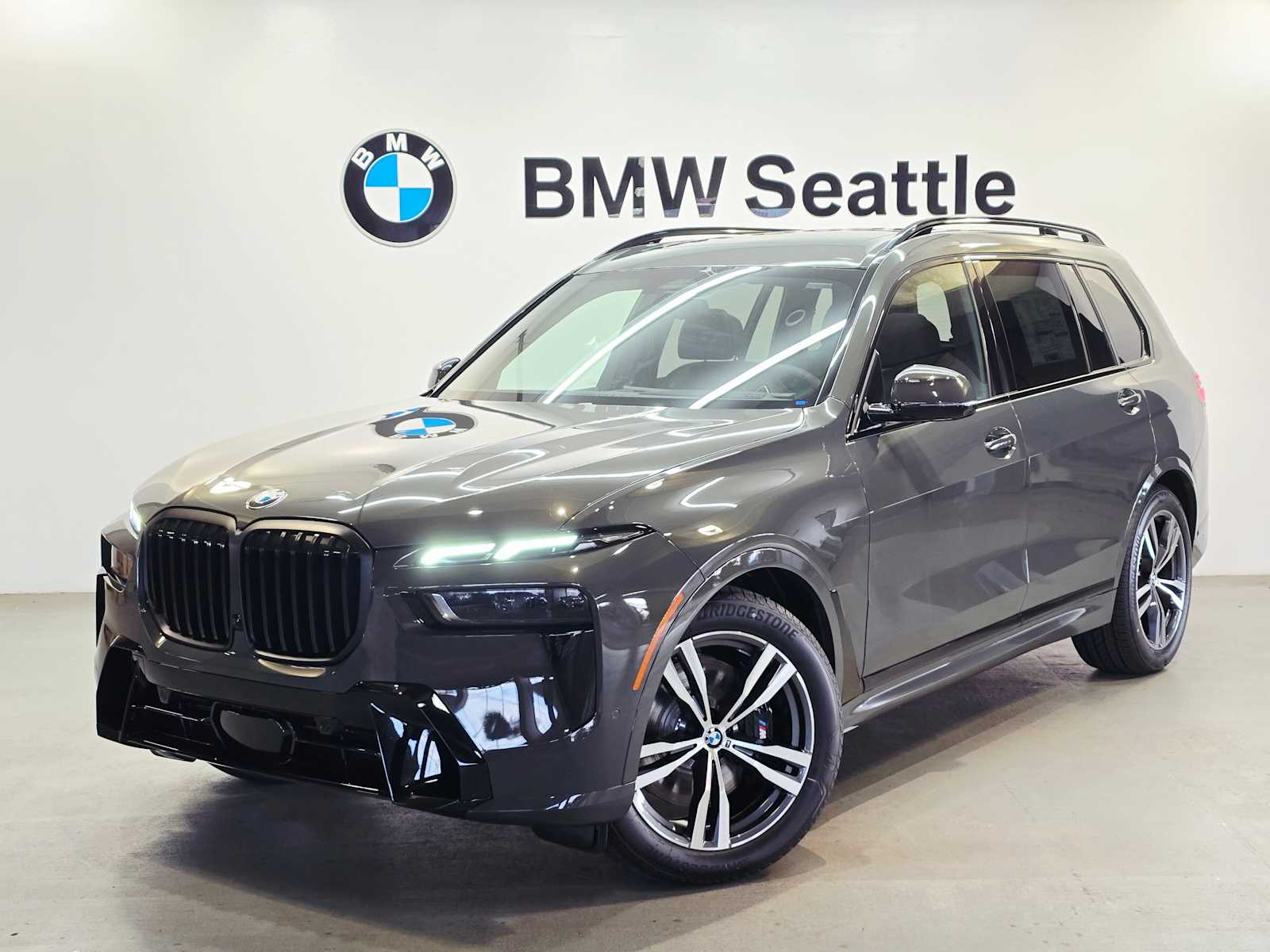 Thumbnail: 2026 BMW X7 - 1