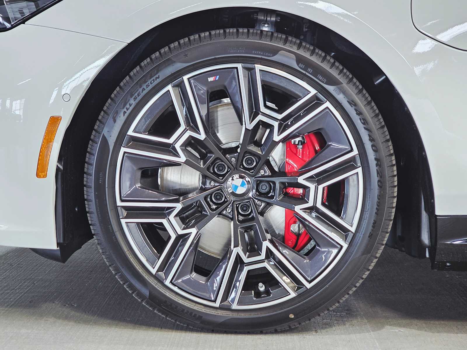 Thumbnail: 2026 BMW 5 Series - 8