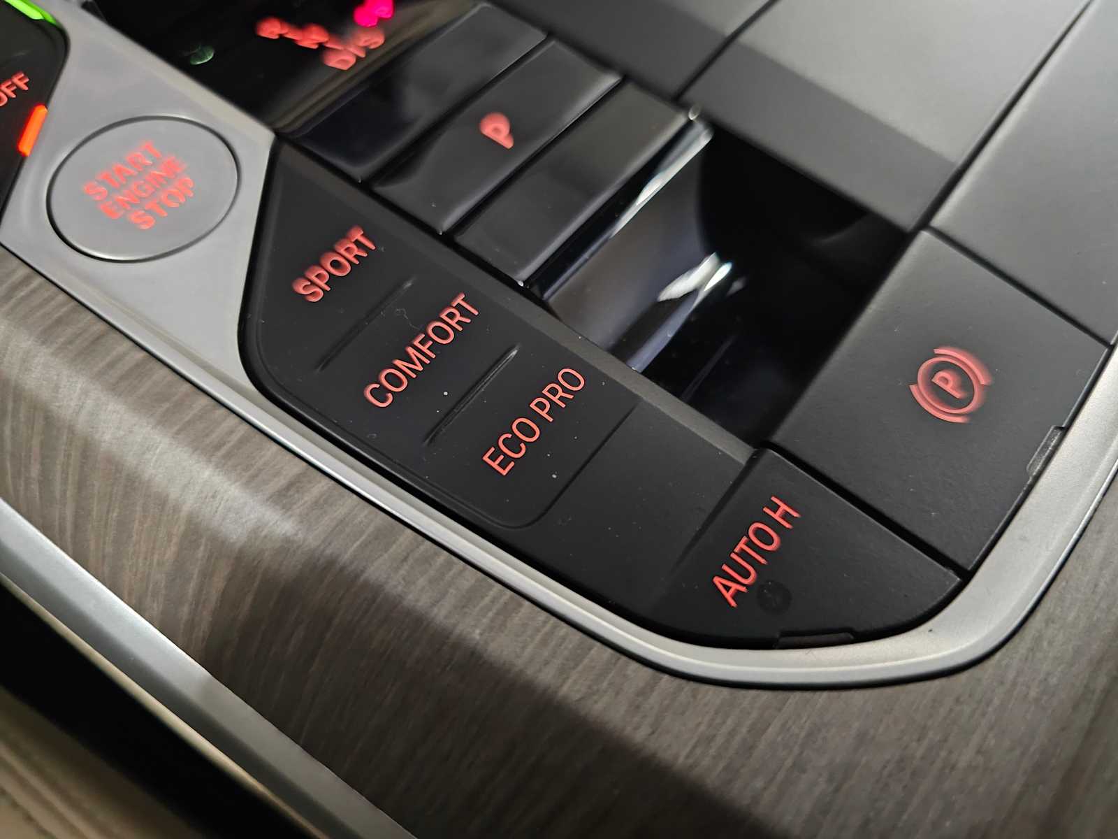 Thumbnail: 2025 BMW 3 Series - 22