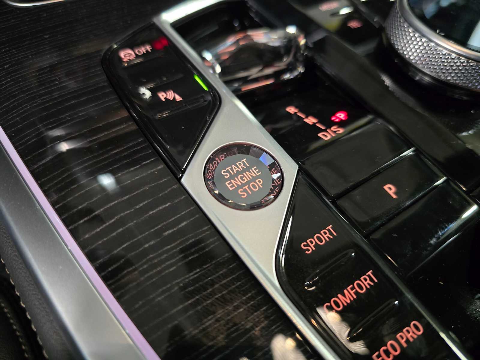 Thumbnail: 2026 BMW X7 - 21