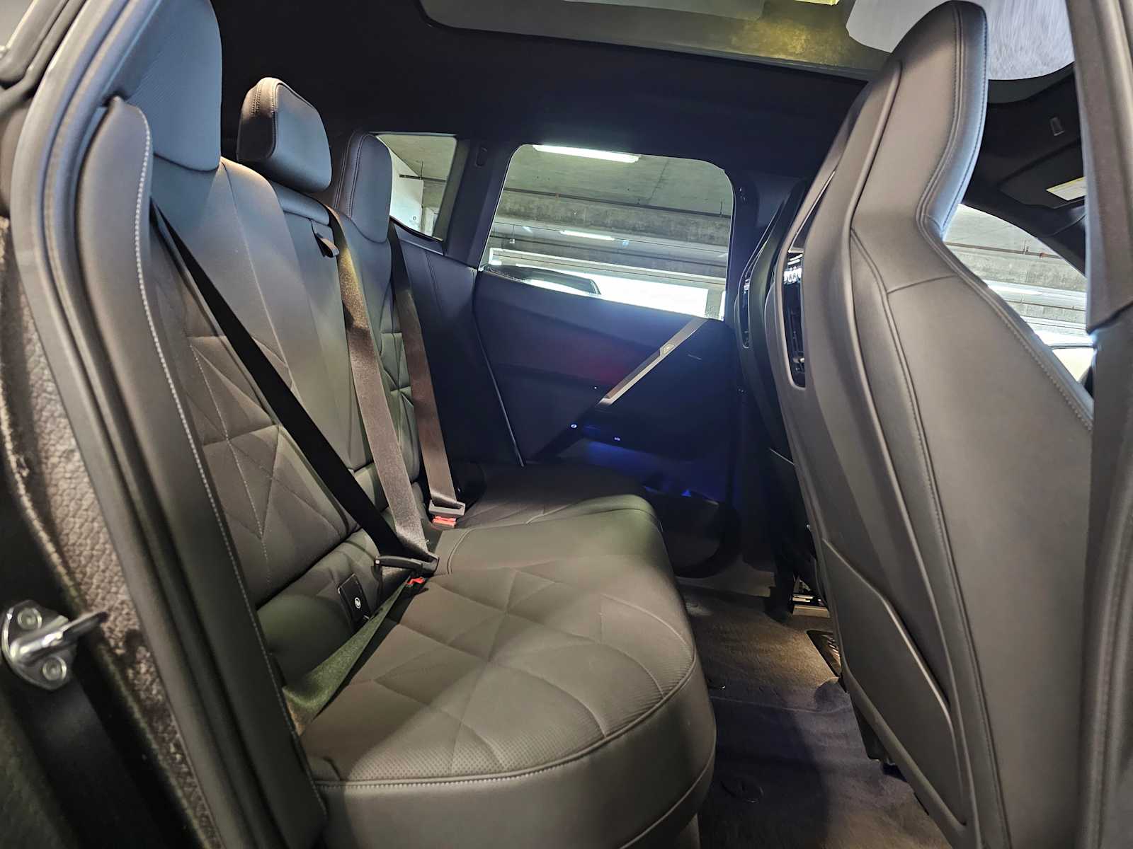 Thumbnail: 2023 BMW iX - 36