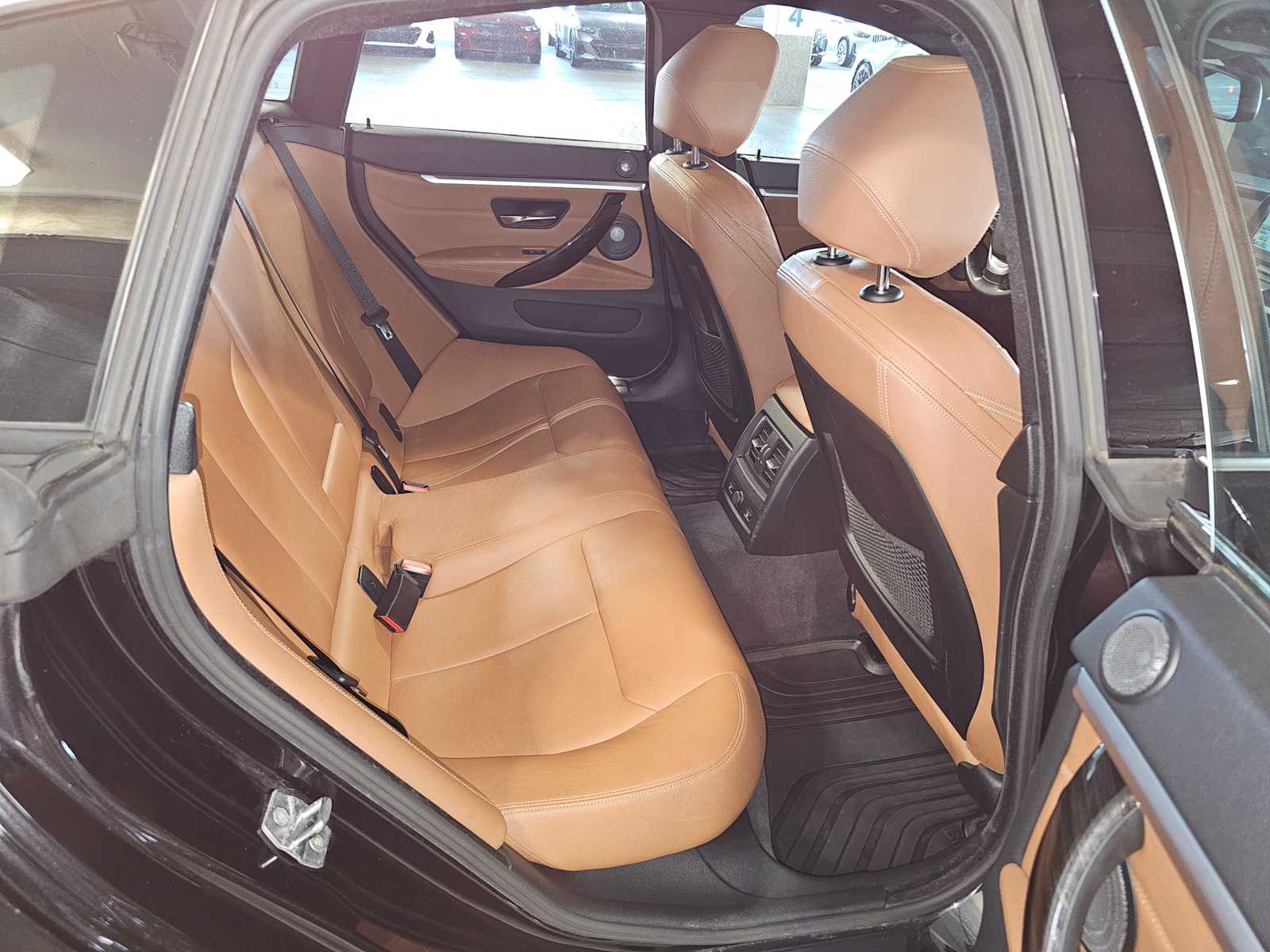 Thumbnail: 2016 BMW 4 Series - 29