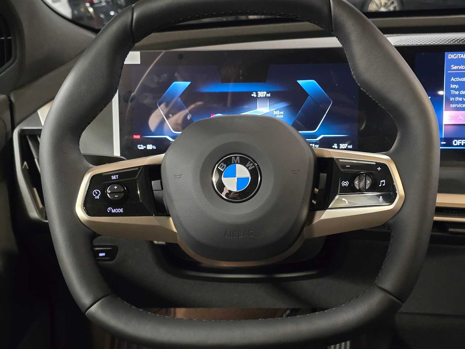 Thumbnail: 2026 BMW iX - 11