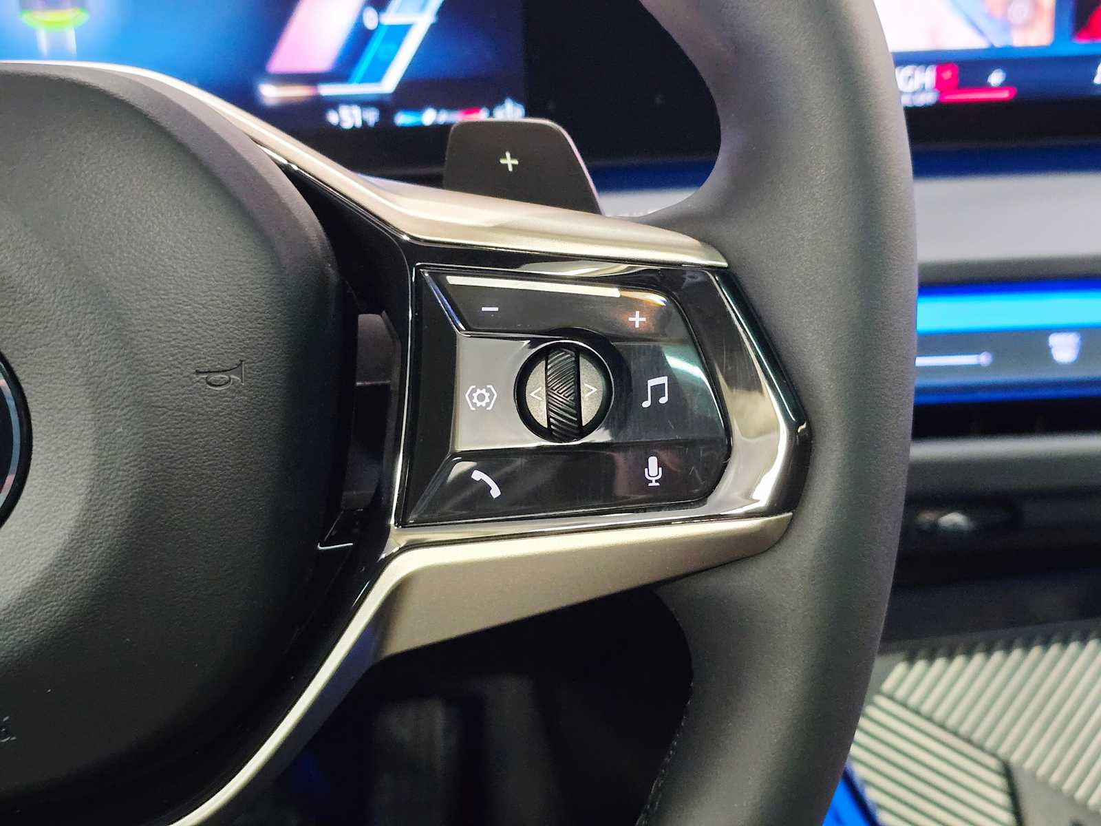 Thumbnail: 2025 BMW X3 - 19