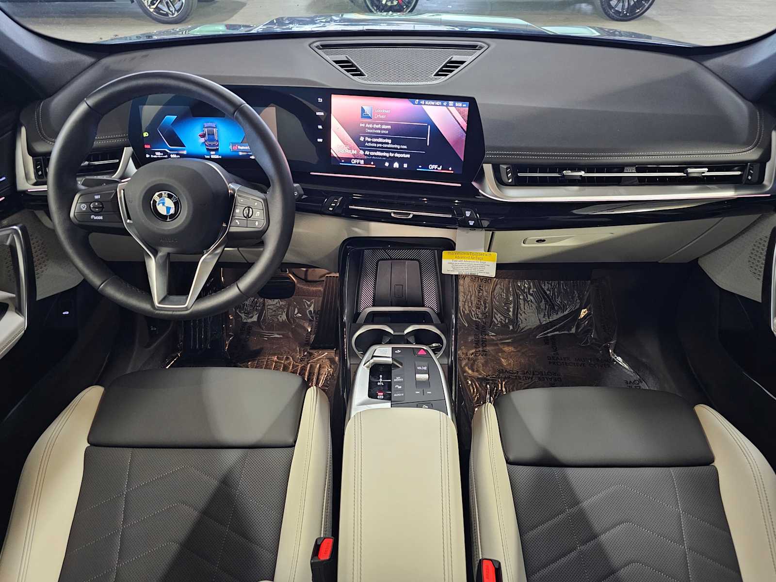Thumbnail: 2026 BMW X1 - 10
