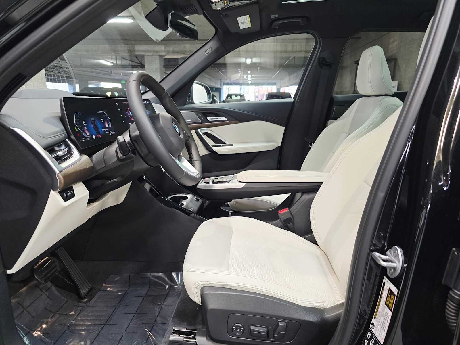 Thumbnail: 2026 BMW X1 - 22