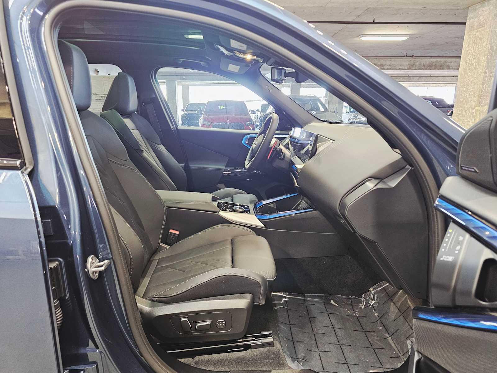 Thumbnail: 2025 BMW X3 - 27