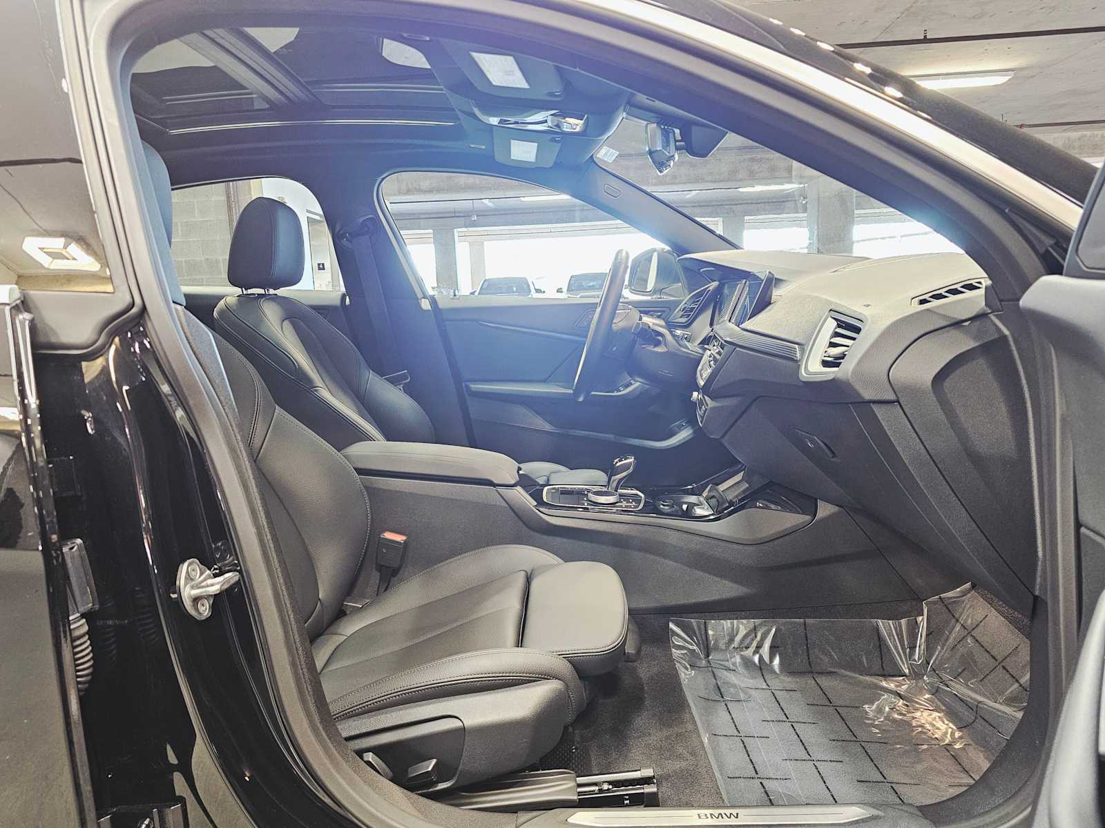 Thumbnail: 2024 BMW 2 Series - 27