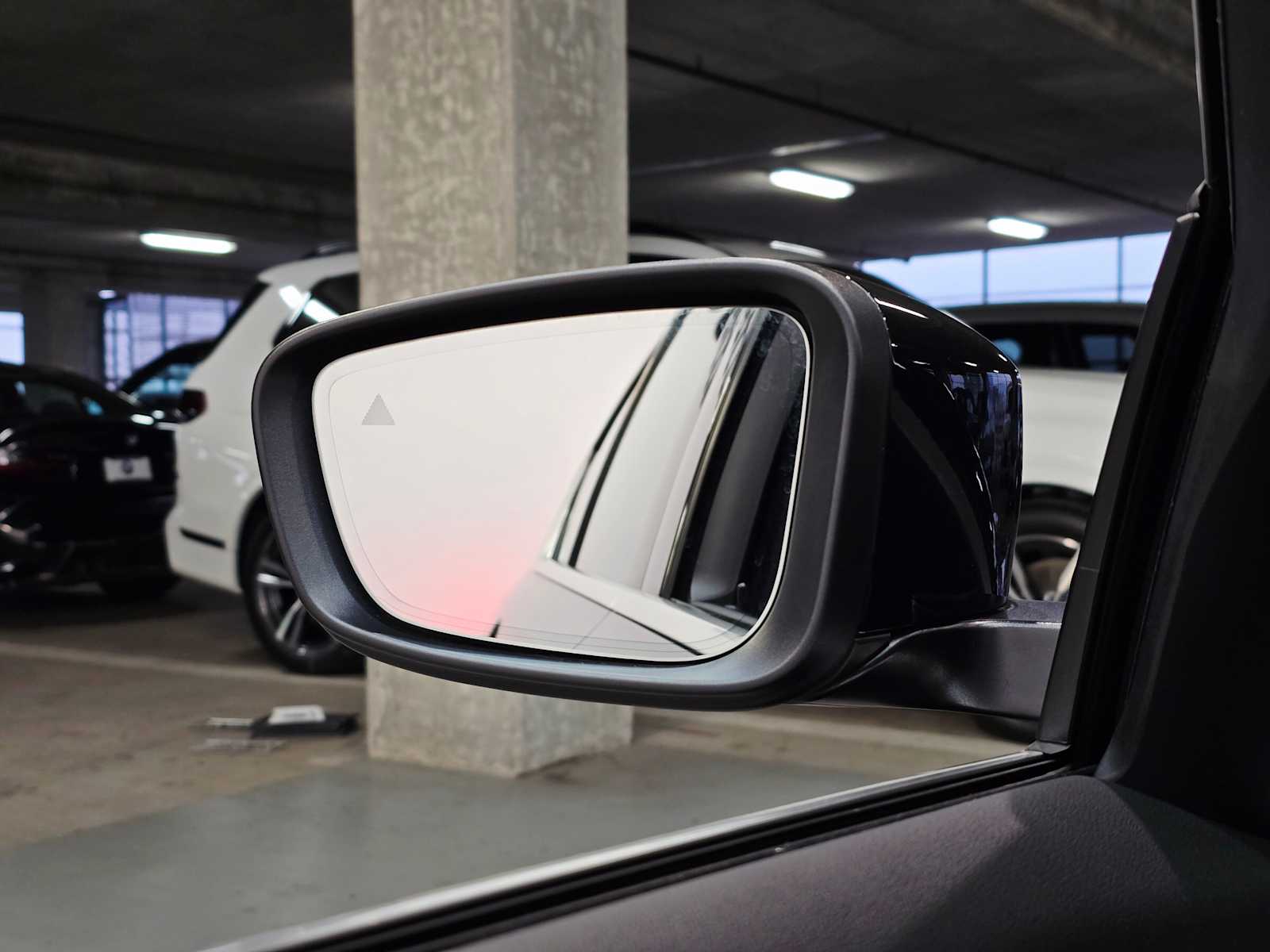 Thumbnail: 2025 BMW 3 Series - 22