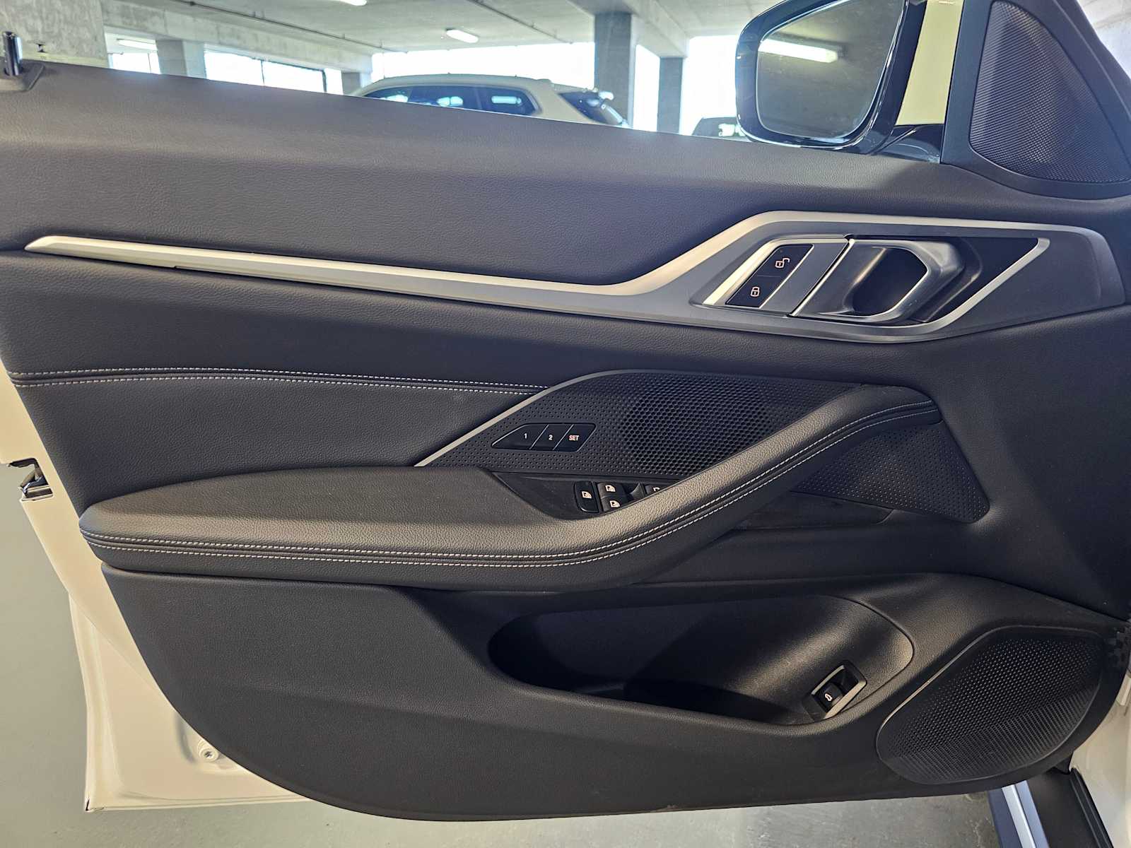 Thumbnail: 2023 BMW i4 - 28