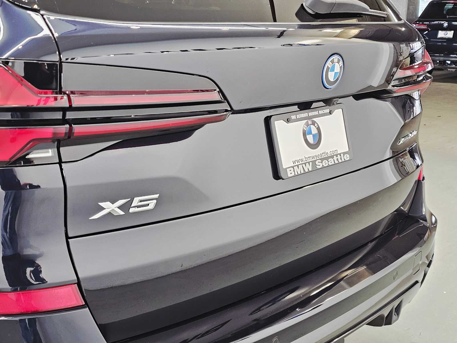 Thumbnail: 2026 BMW X5 - 7