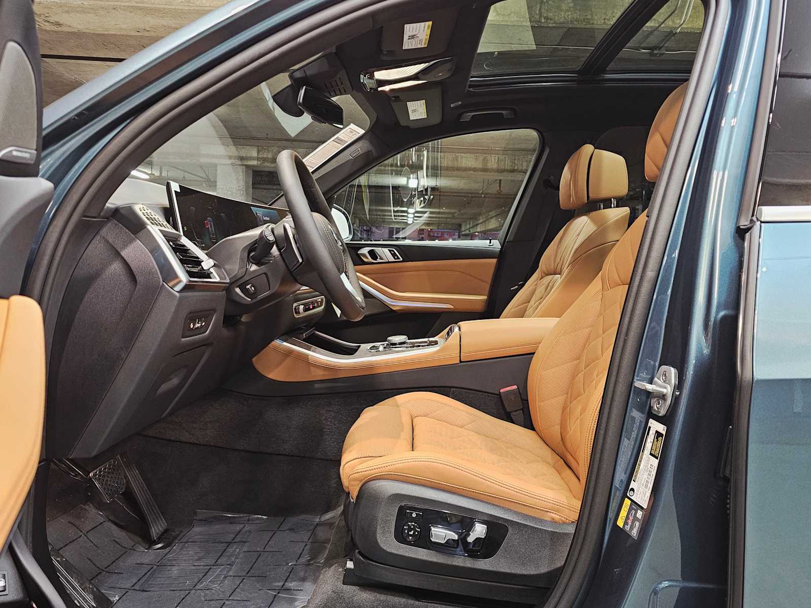 Thumbnail: 2026 BMW X5 - 22