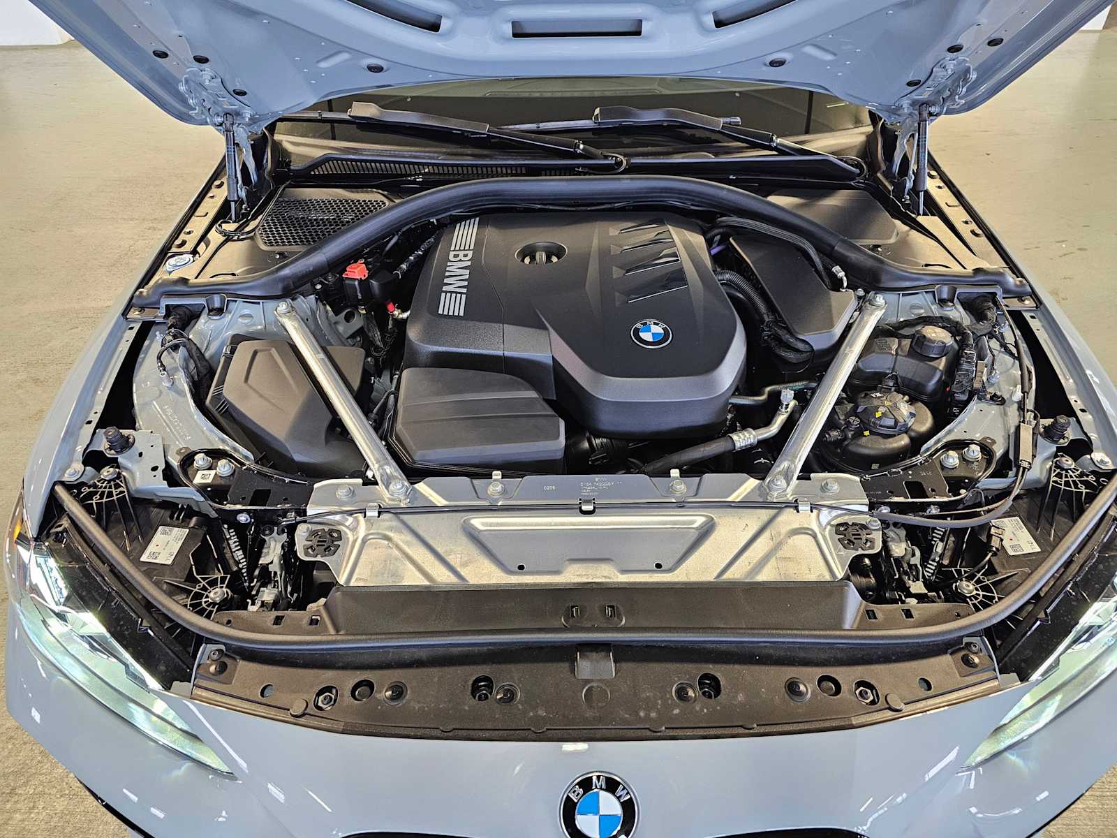Thumbnail: 2026 BMW 4 Series - 9