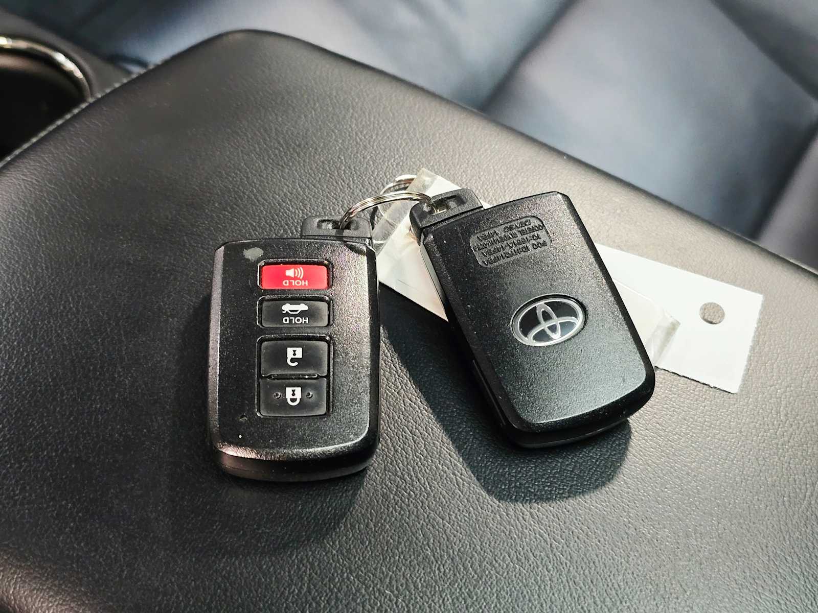 Thumbnail: 2015 Toyota Avalon - 29