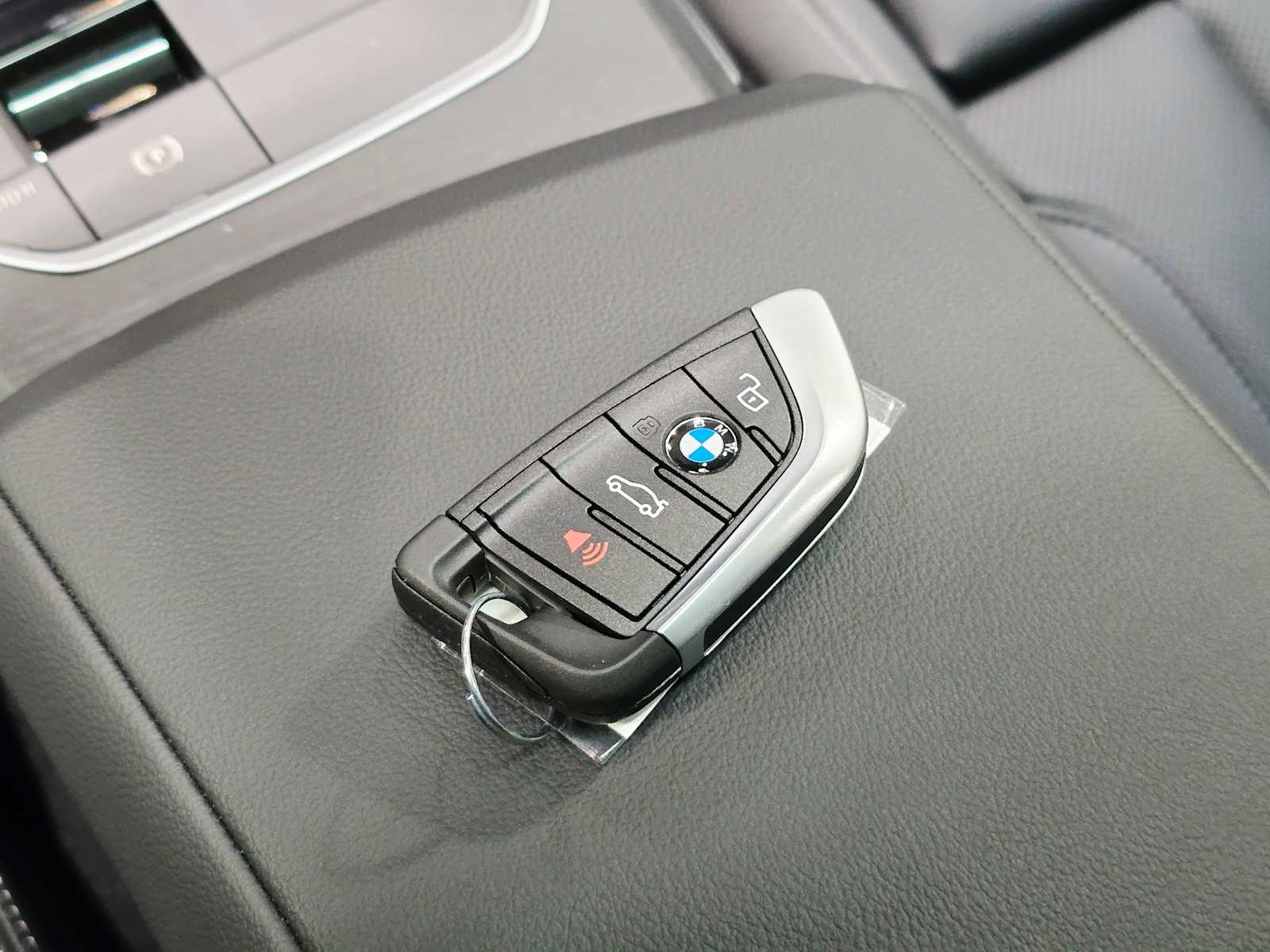 Thumbnail: 2026 BMW i4 - 31