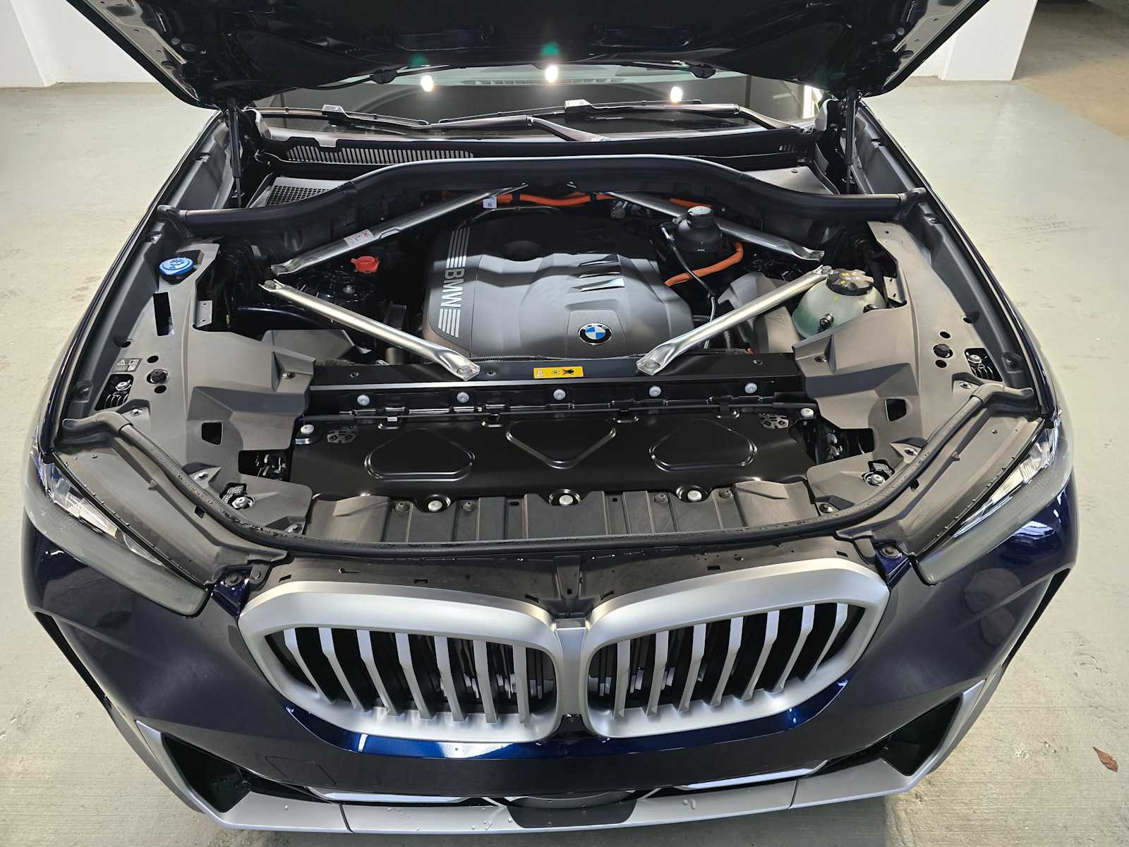 Thumbnail: 2026 BMW X5 - 9