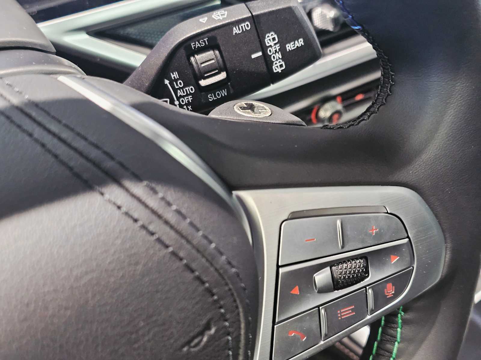 Thumbnail: 2026 BMW X7 - 12