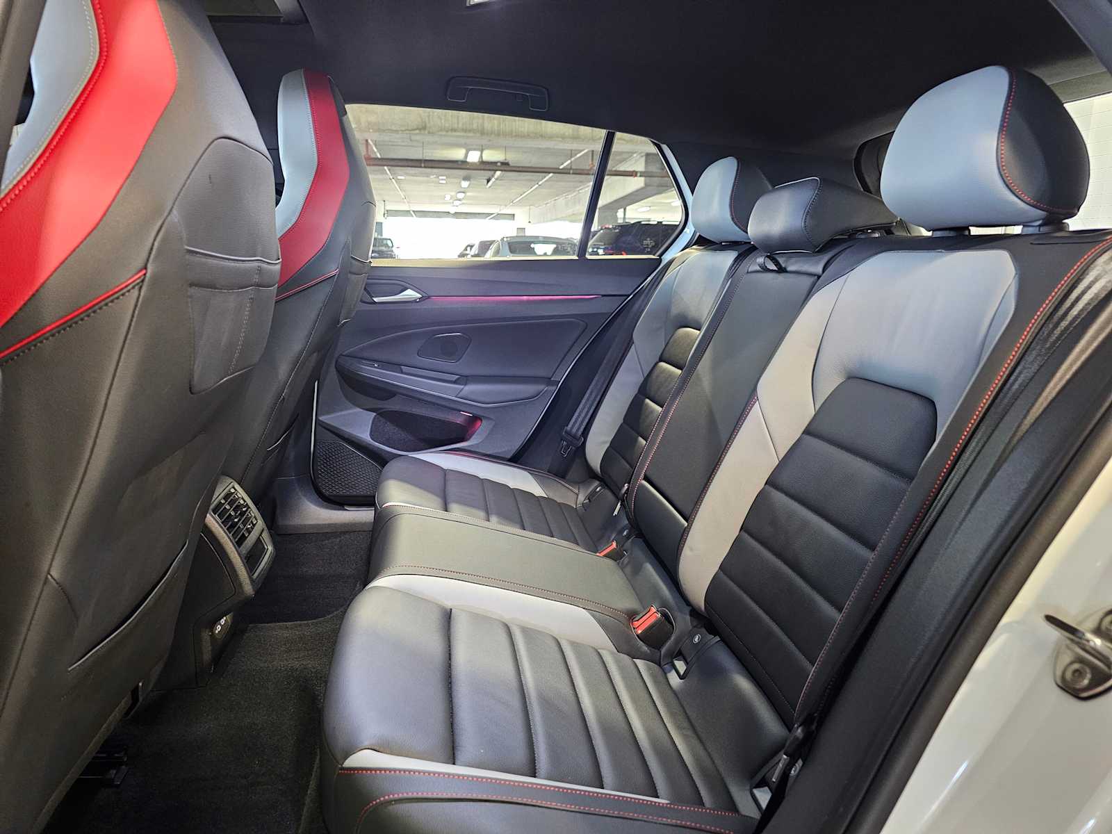 Thumbnail: 2024 Volkswagen Golf - 33