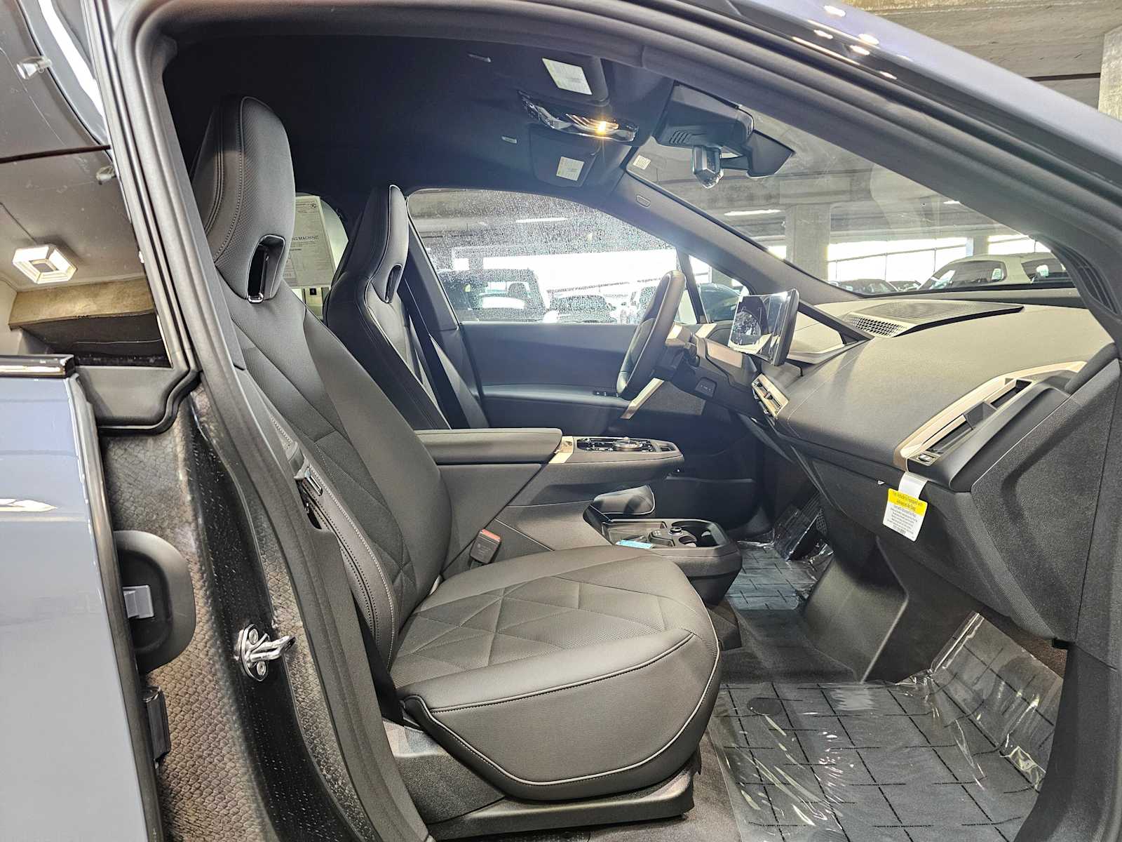 Thumbnail: 2026 BMW iX - 27