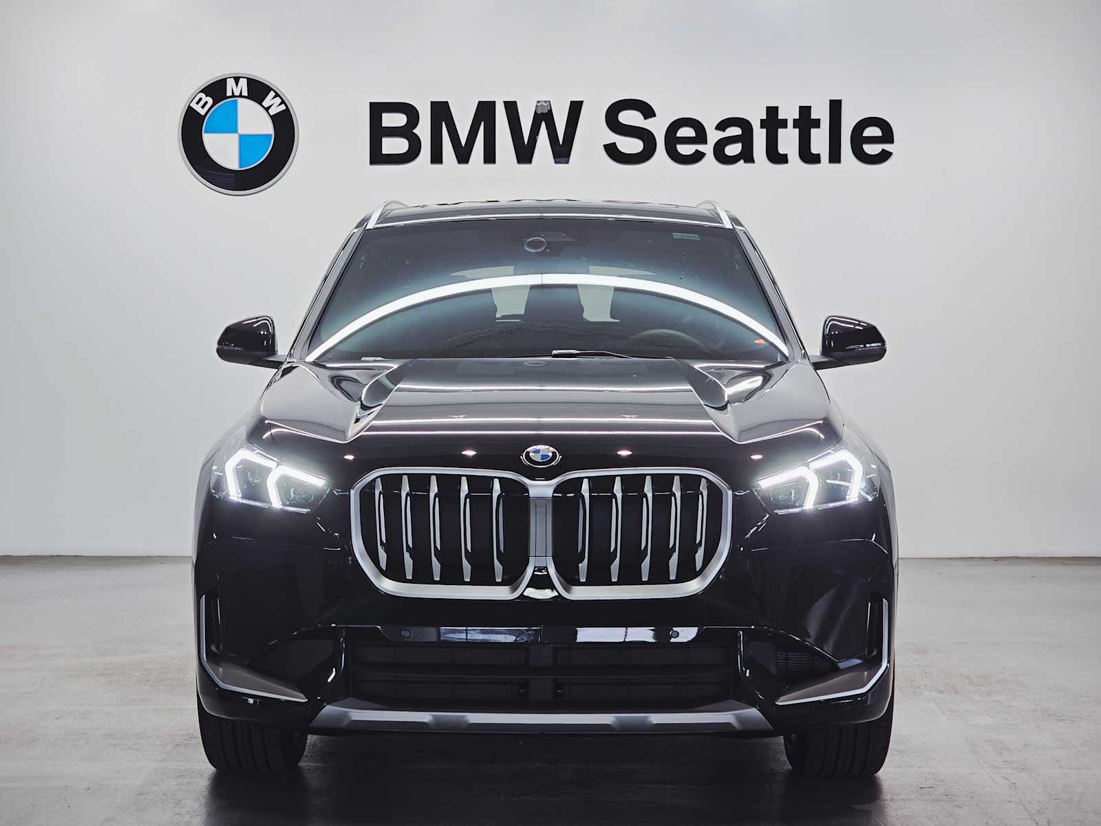 Thumbnail: 2026 BMW X1 - 6