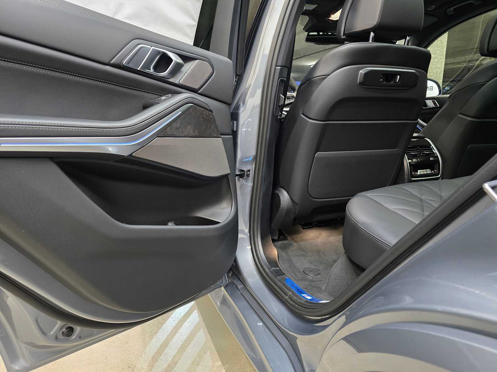 Thumbnail: 2026 BMW X5 - 27