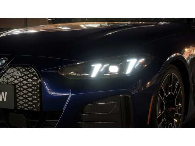 Thumbnail: 2026 BMW i4 - 6