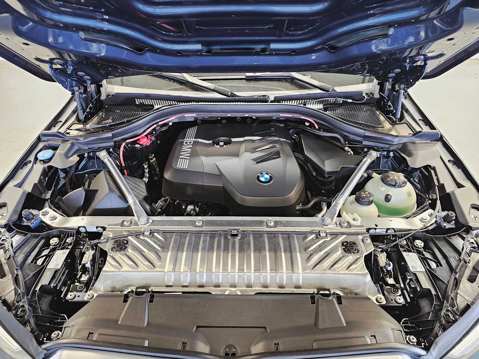 Thumbnail: 2025 BMW X3 - 9