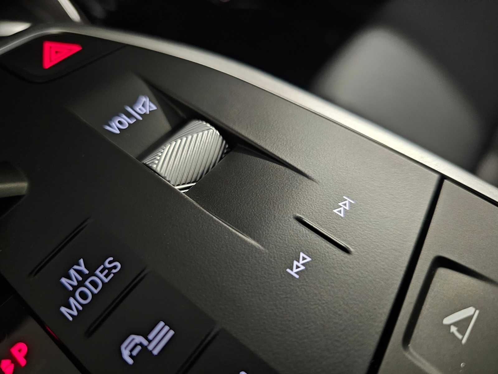 Thumbnail: 2025 BMW X1 - 25