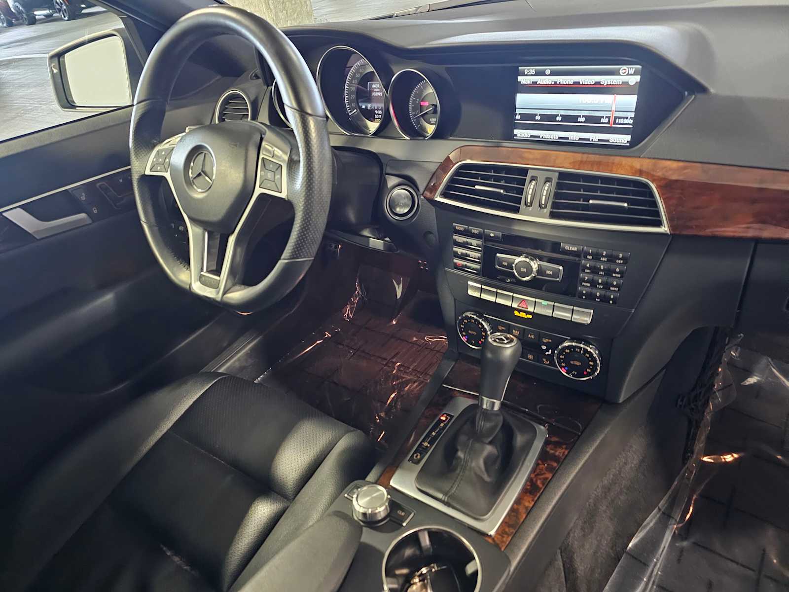 Thumbnail: 2013 Mercedes-Benz C-Class - 38