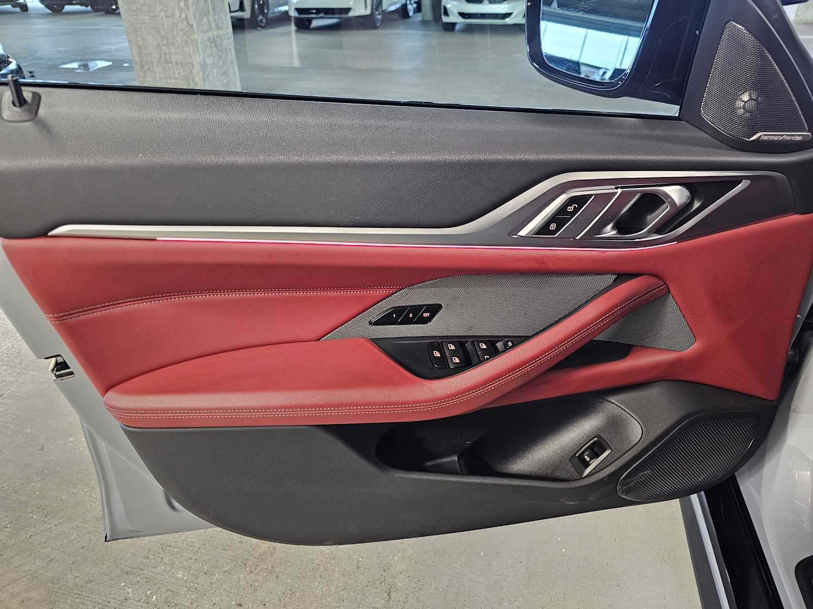 Thumbnail: 2023 BMW i4 - 30