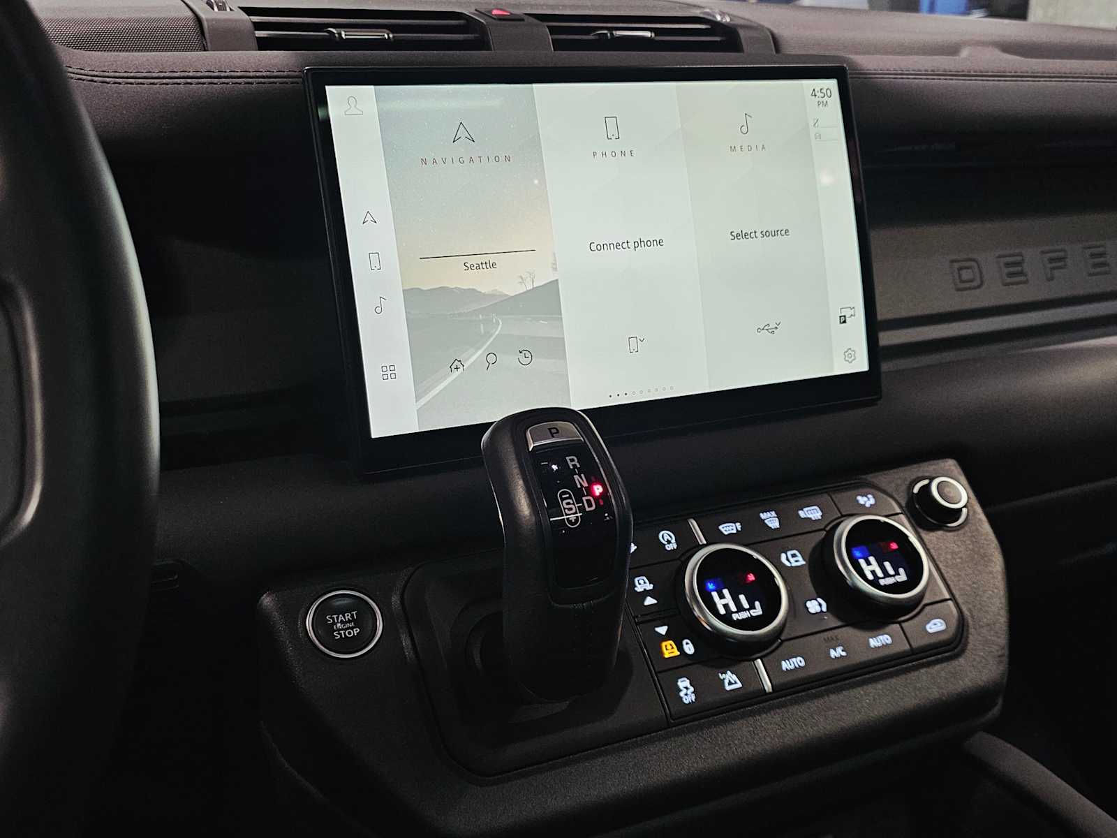 Thumbnail: 2024 Land Rover Defender - 16