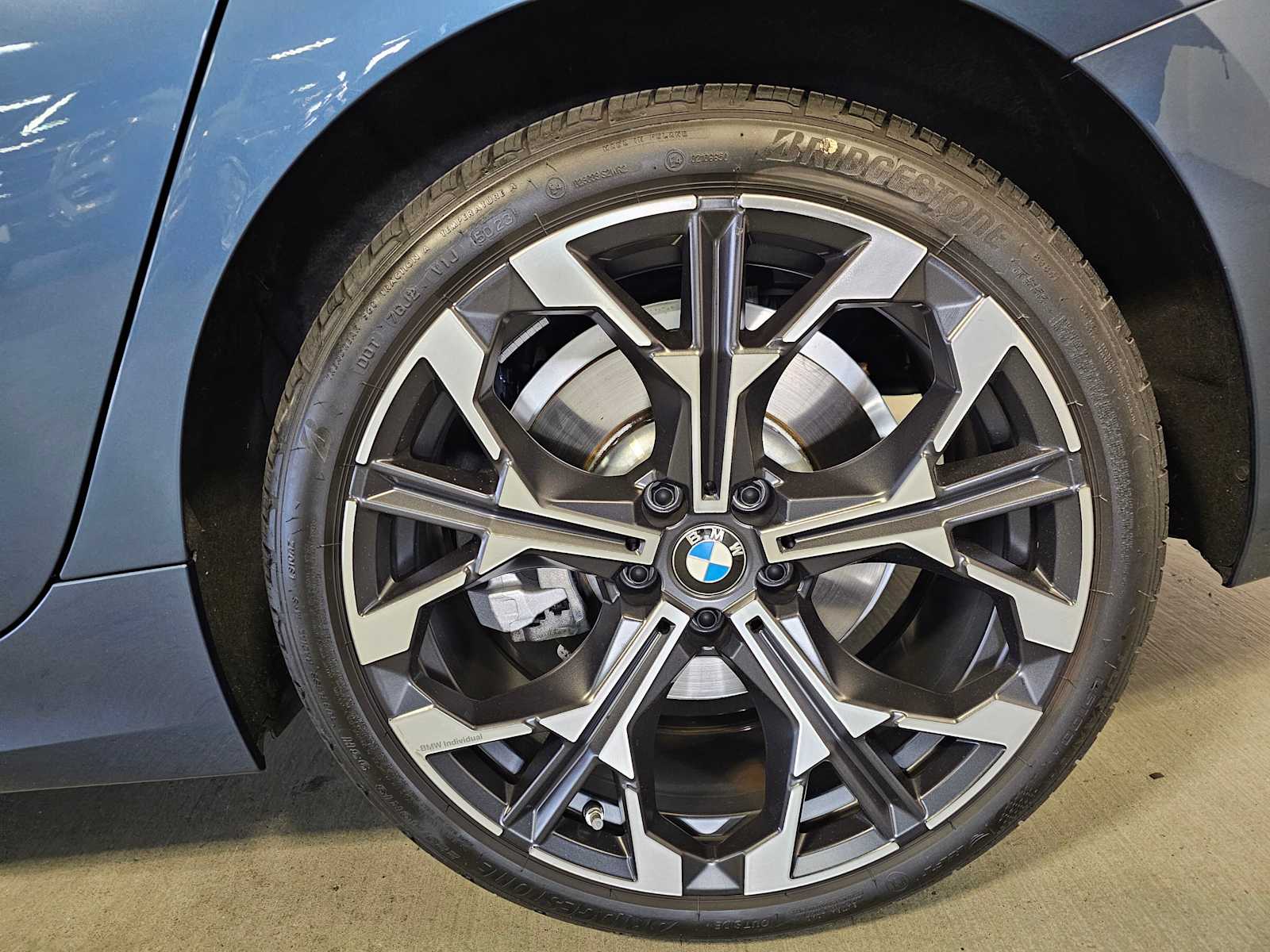 Thumbnail: 2025 BMW 3 Series - 7