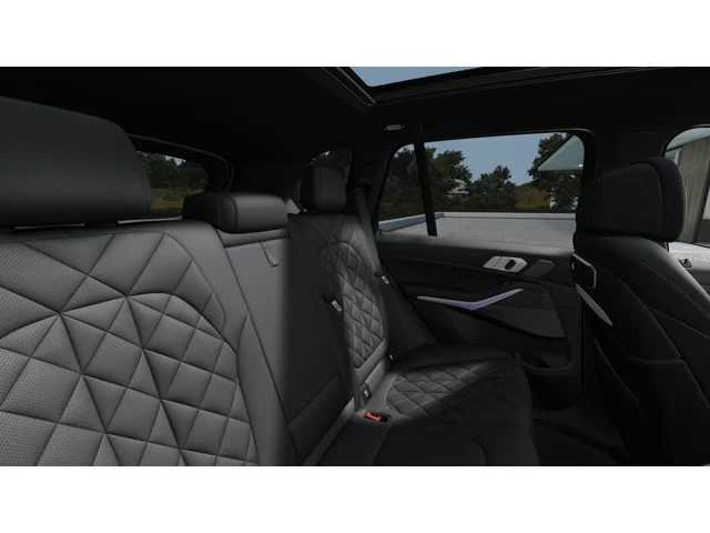 Thumbnail: 2026 BMW X5 - 12