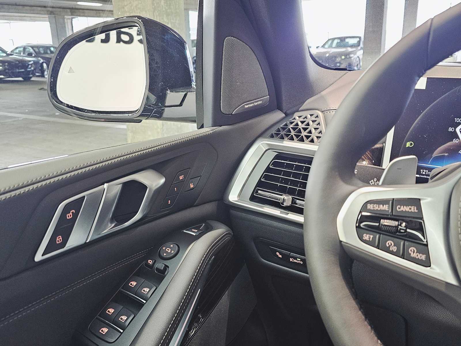 Thumbnail: 2026 BMW X5 - 22