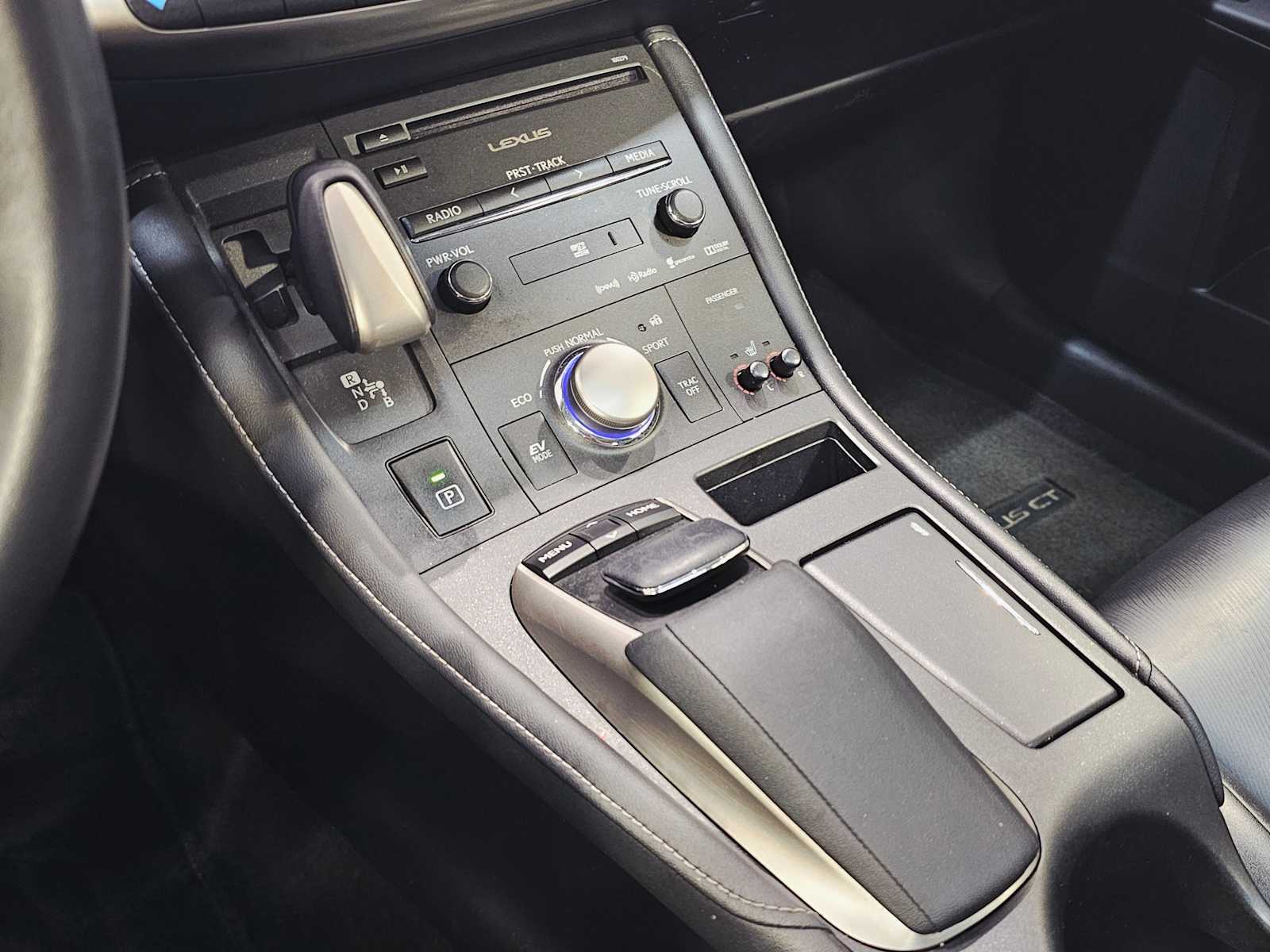 Thumbnail: 2014 Lexus CT - 17