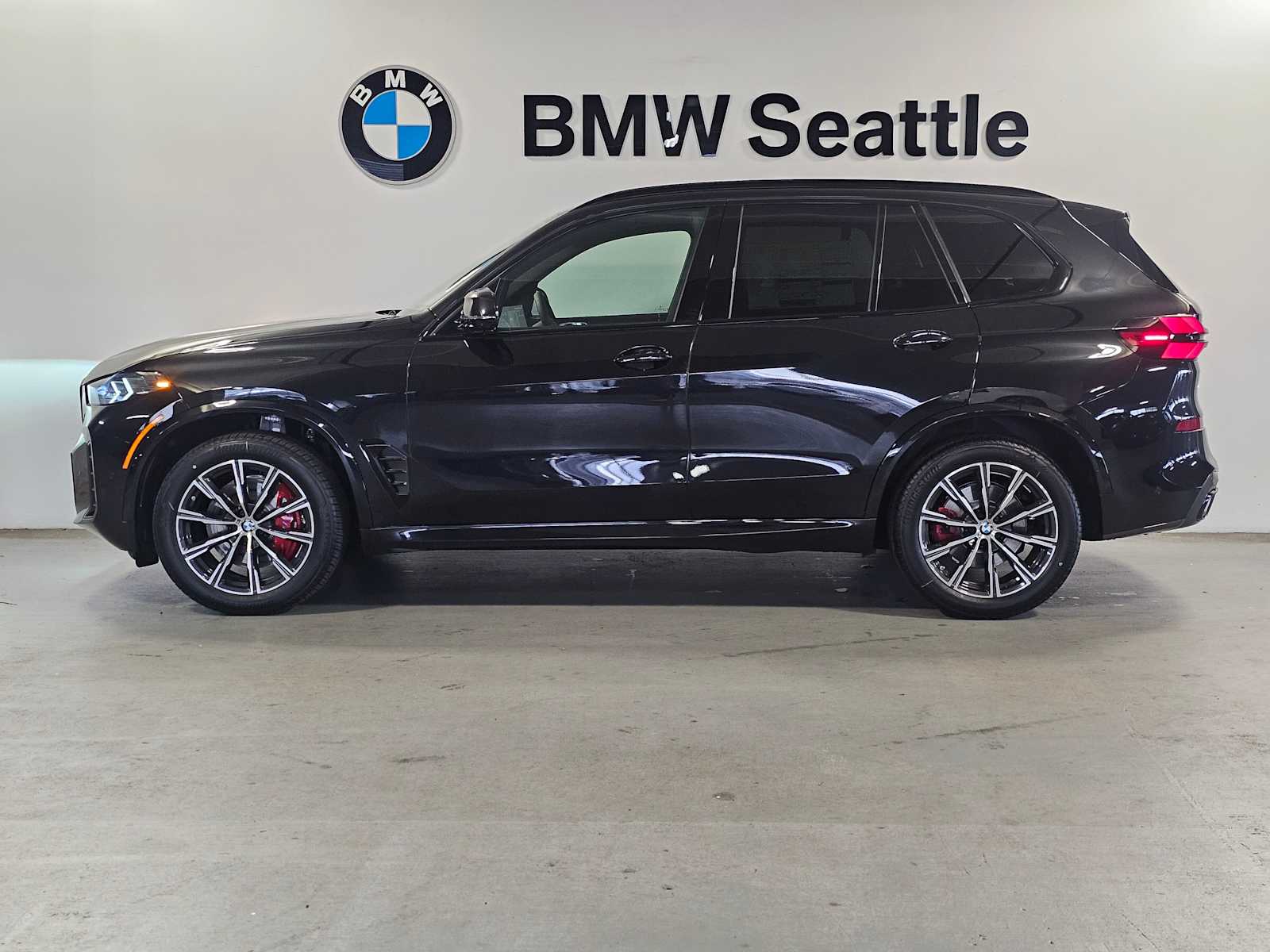 Thumbnail: 2026 BMW X5 - 3