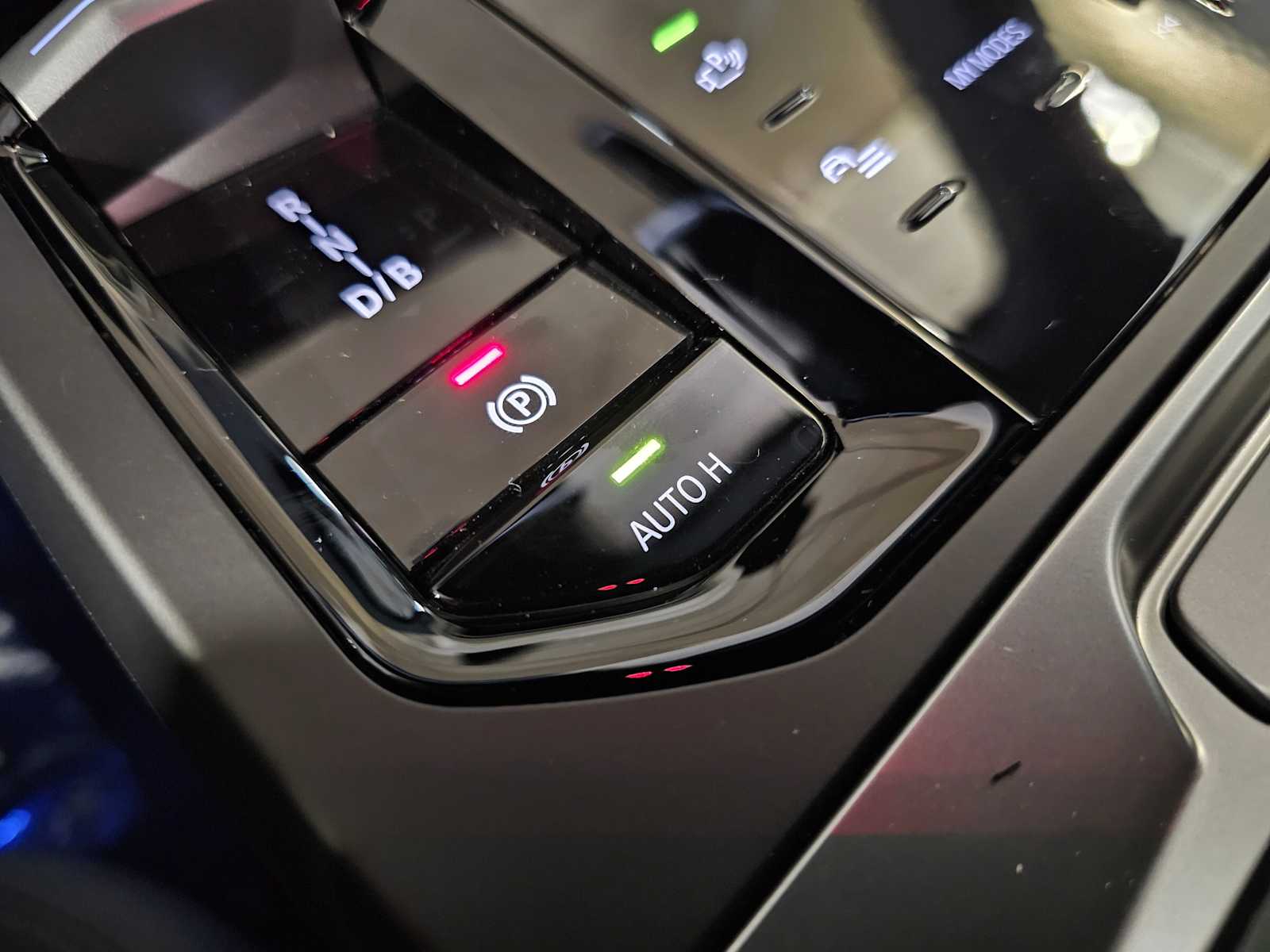 Thumbnail: 2026 BMW iX - 19