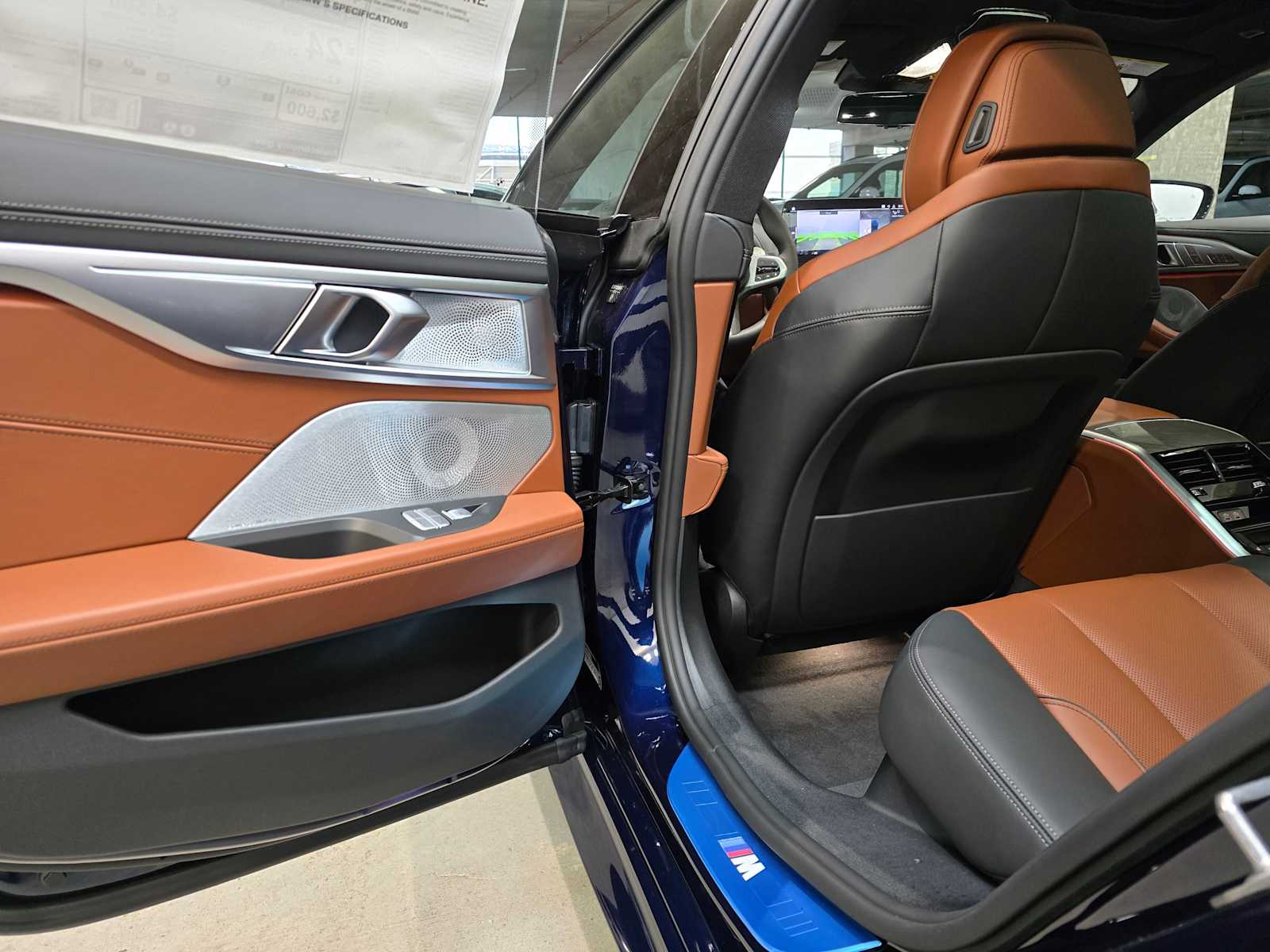 Thumbnail: 2026 BMW 8 Series - 27