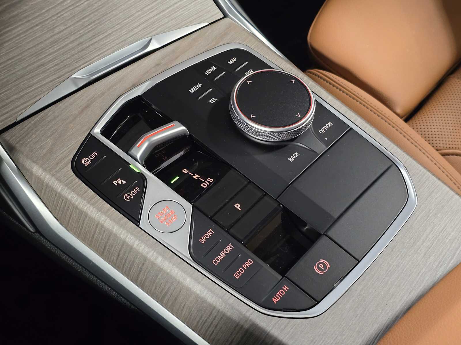 Thumbnail: 2025 BMW 3 Series - 22