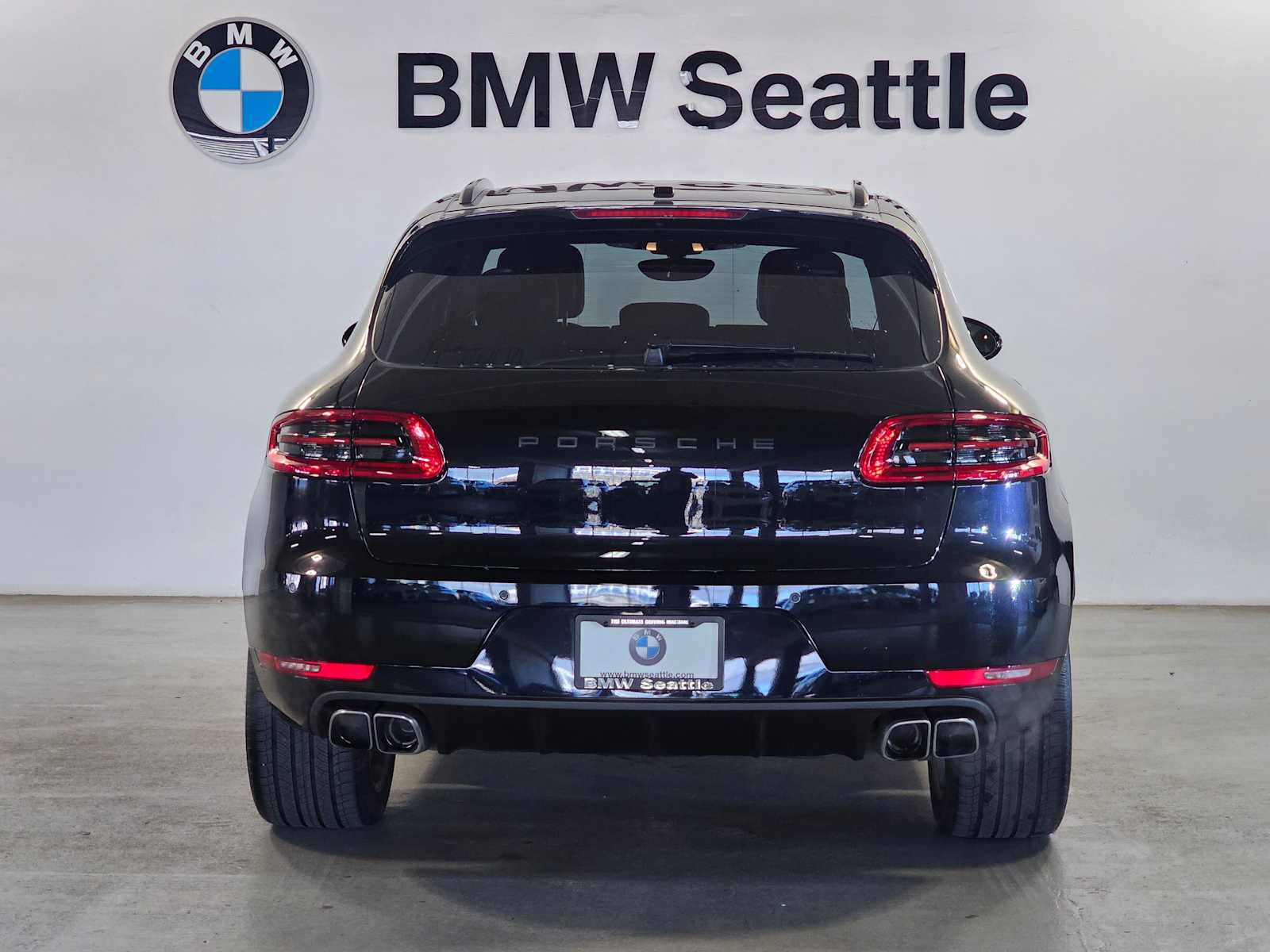 Thumbnail: 2016 Porsche Macan - 5