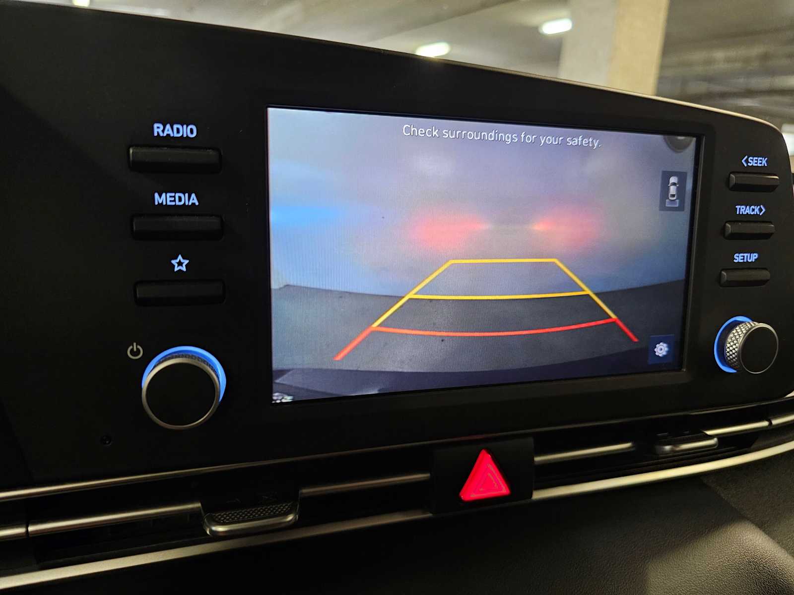 Thumbnail: 2022 Hyundai Elantra - 17