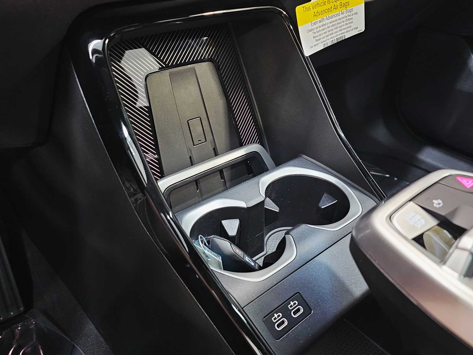 Thumbnail: 2025 BMW X1 - 19