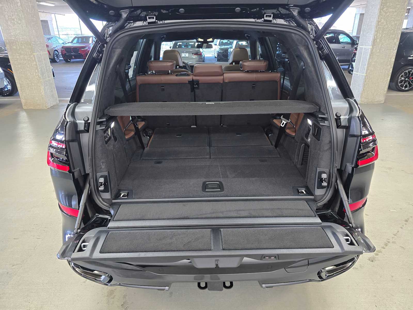 Thumbnail: 2026 BMW X7 - 34