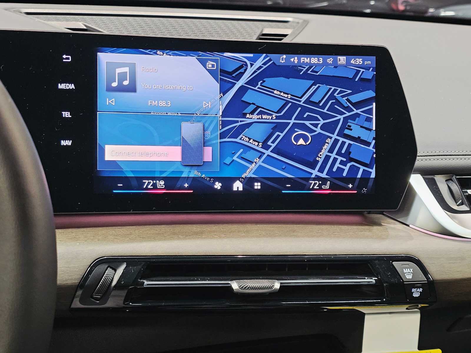 Thumbnail: 2026 BMW X1 - 16