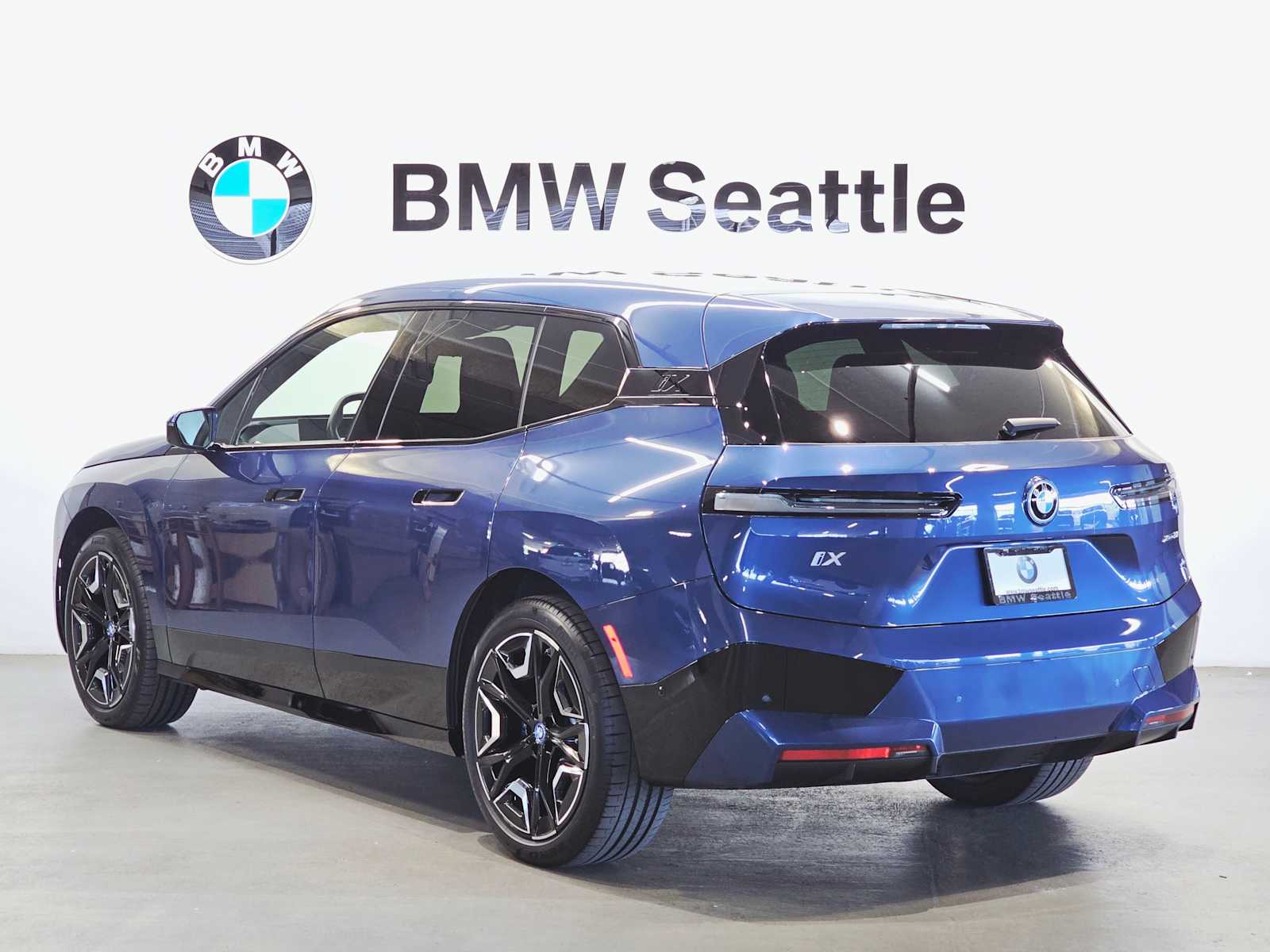 Thumbnail: 2025 BMW iX - 4