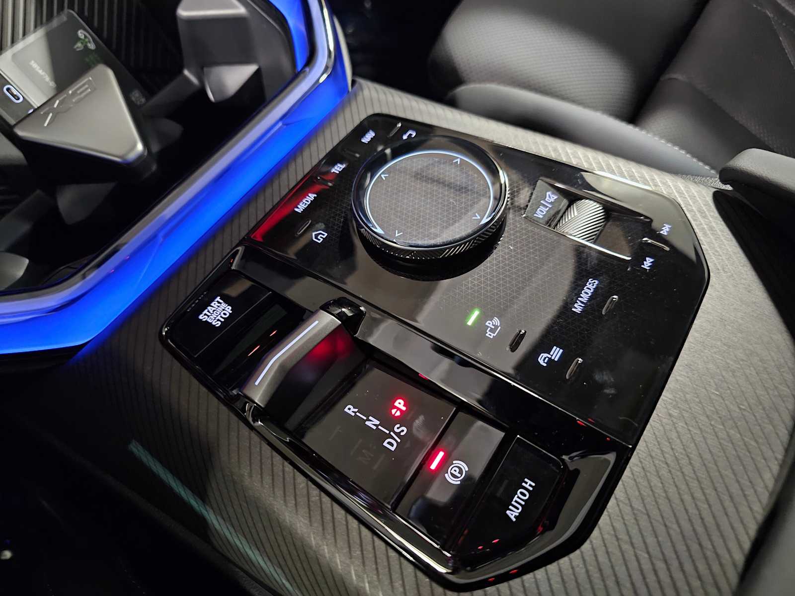 Thumbnail: 2026 BMW X3 - 21